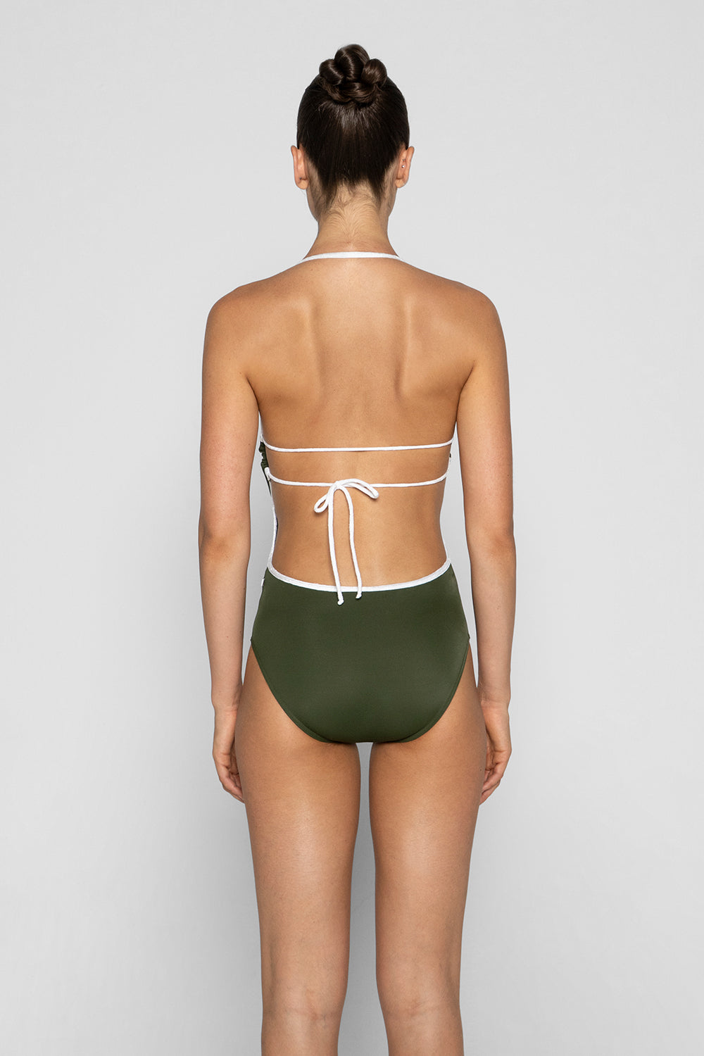 Kate leotard in T-Jungle body color with CV-White trim color