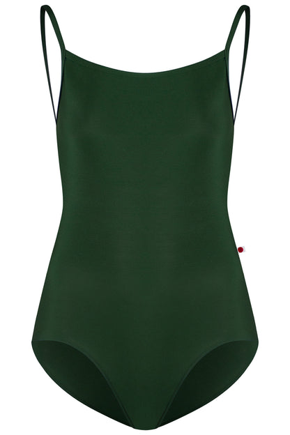 Daniela leotard in N-Huntress
