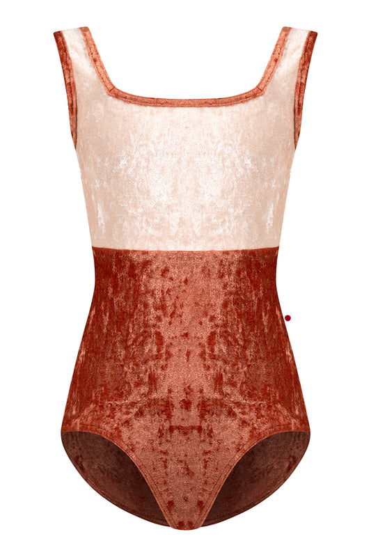 Kids Marieke Duo leotard in CV-Amaretto body color with CV-Misty Rose top color and CV-Amaretto trim color