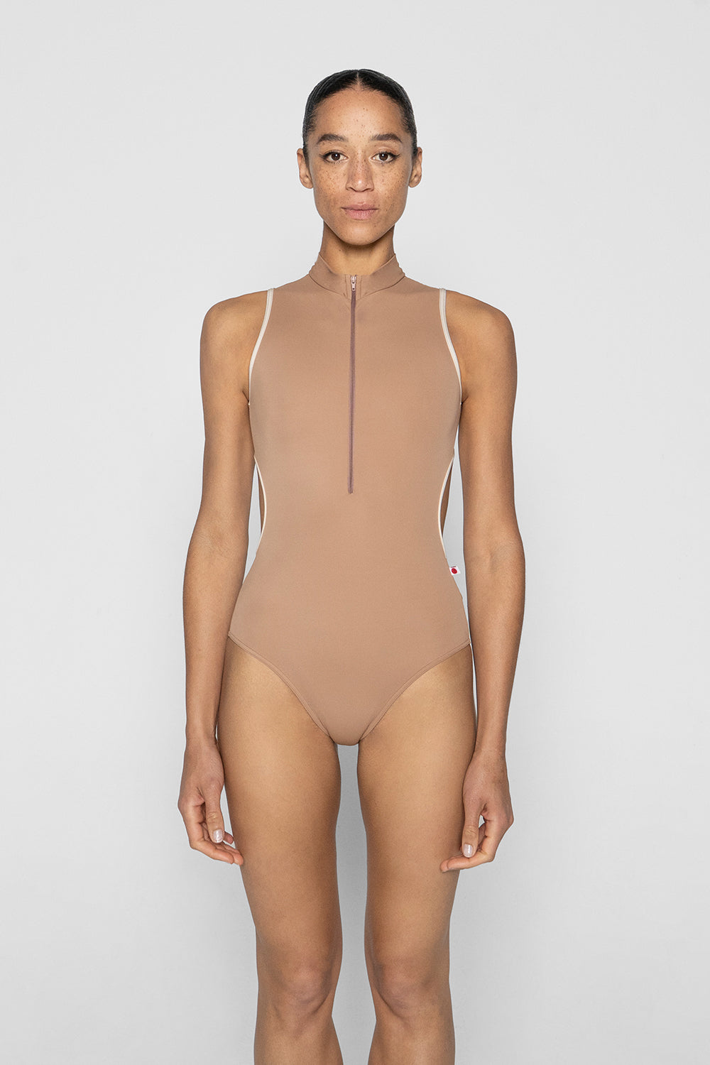 Charlotte leotard in T-Sepia body color with N-Pearl trim color