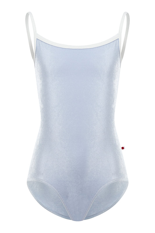 Kids Daniela in V-Serenade body color with T-White trim color