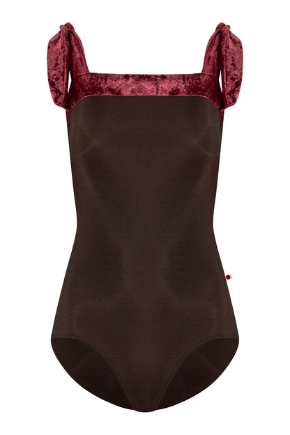 Mimi leotard in N-Espresso body color with CV-Garnet top color