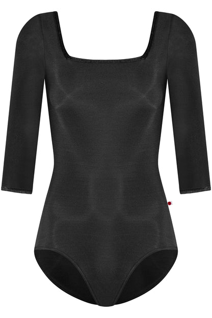 Marieke leotard in N-Black body color with CV-Black trim color and 3Q sleeves